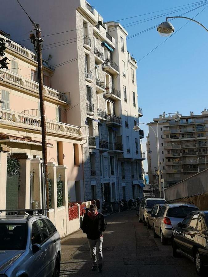 22 Rue Louis De Coppet Nice