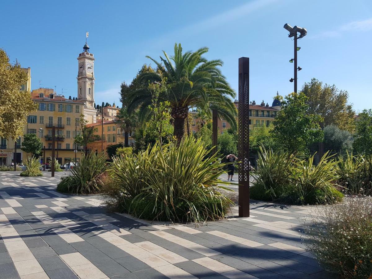 Blue Harmony Apartment