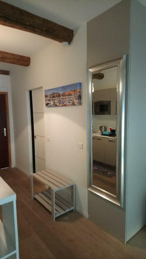 Sam Le Lezard Sarl *