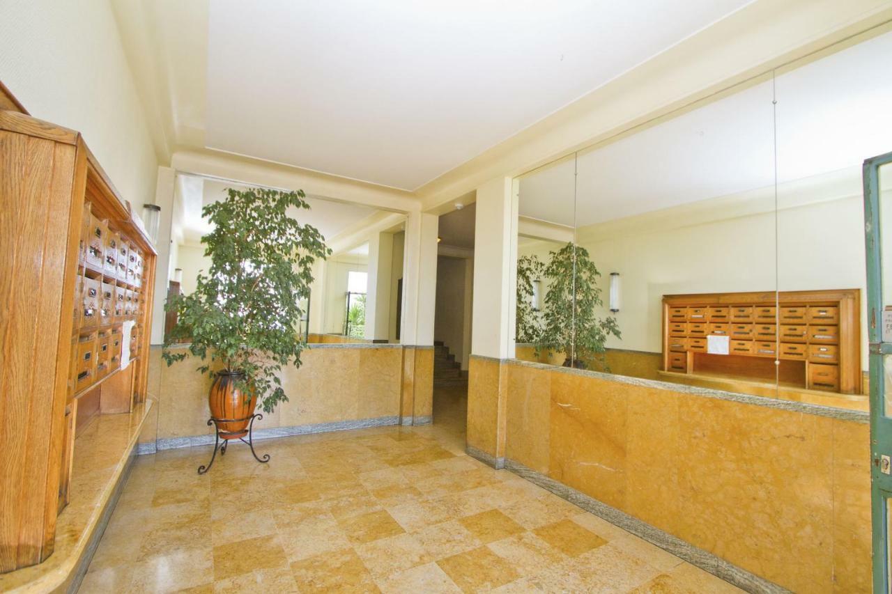 Le Mirage, Sea Front View, 3 Bedrooms, 100m * Nice