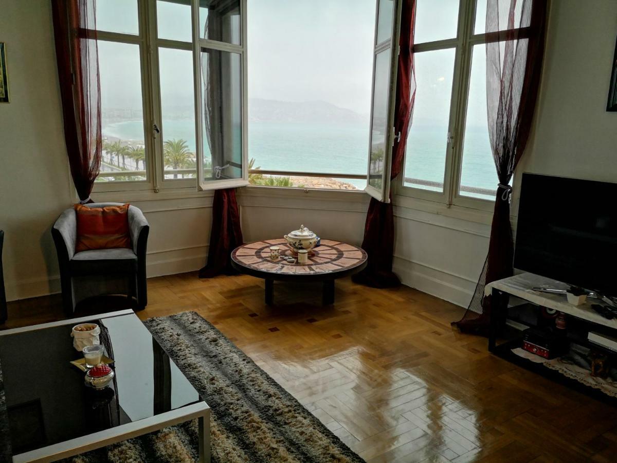 Le Mirage, Sea Front View, 3 Bedrooms, 100m Nice