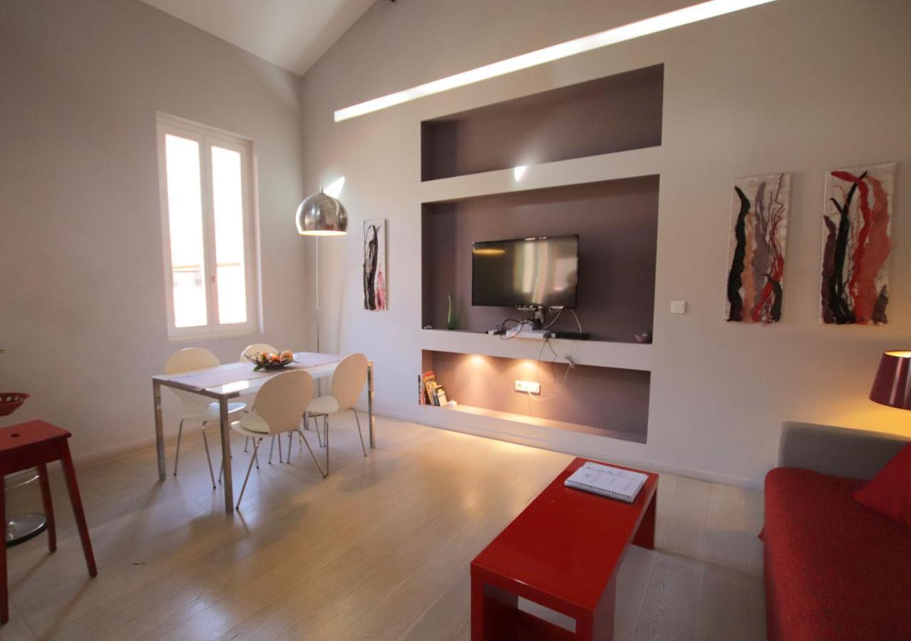 Le Duplex Apartment *
