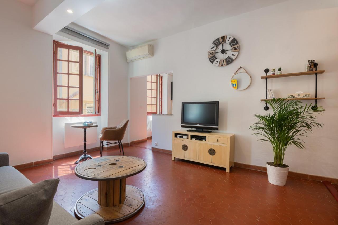 Apartment Papa Riviera - Old Town - 2 Bedrooms Nice