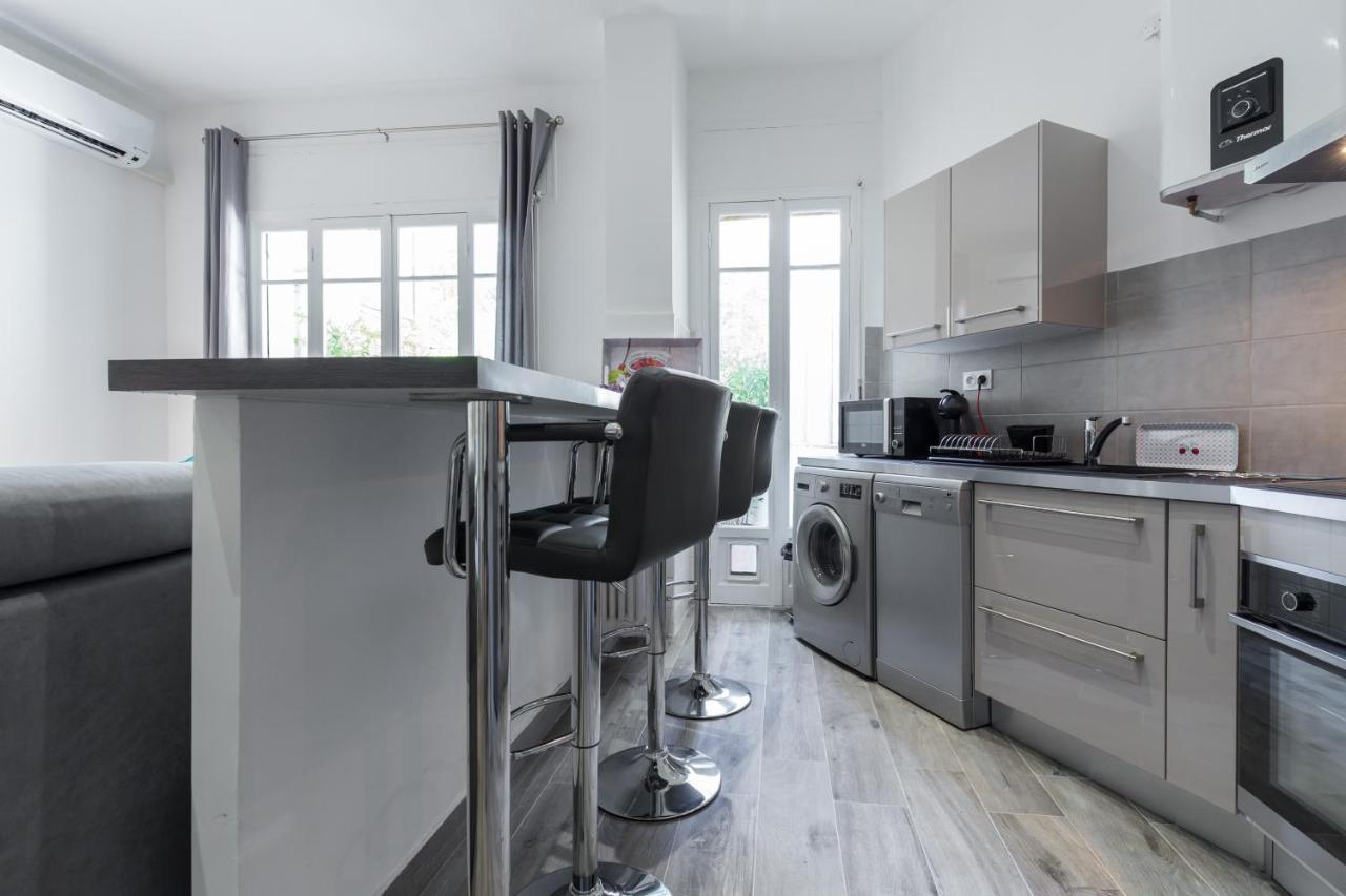 Grand T2 Proche Promenade Apartment *