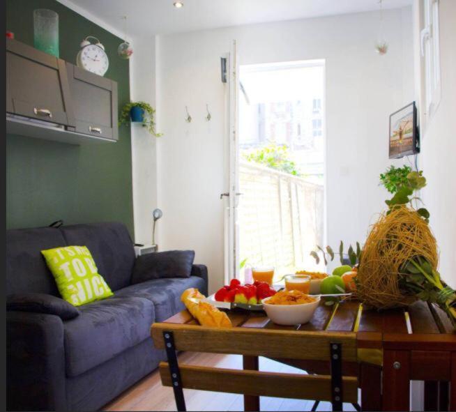 Le Refuge Avec Terrasse Et Jardin, En Plein Centre-ville, Gare 5 Minutes A Pieds Appartement