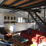 Lovely One Bedroom In Loft