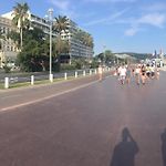 Studio carré d\'or situé à 50 m de la plage