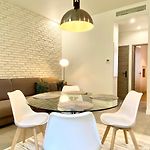 Maxim - Easy Home Booking