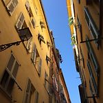 Rue Neuve - Old Town Apartment