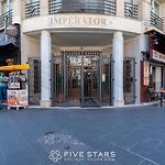 Studio Imperator Five Stars Holiday House