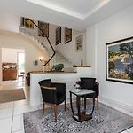 Stylish Art Deco Villa Near The Sea 4 Bdrs Pool And Garage