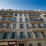 Lusso 5 Beds Central Apartment