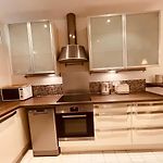 Nice Renting - Paganini - Spacious Apartment - 2 Bedrooms - King Bed - Bathtub - Heart Of Nice