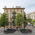 Large 3 Bdr City Center