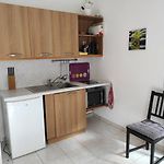 Charmant Studio-Terrasse A Carras Plage