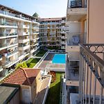 Air-Conditioned Studio With Swimming Pool Close To The Sea