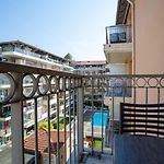 Air-Conditioned Studio With Swimming Pool Close To The Sea