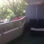 APPARTEMENT ENTIER dans une résidence privée avec gardien, piscine et aire de jeux pour enfants