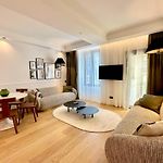 Opera Promenade 4 Renovated 3 Bedrooms Balcony Sea View Ac