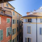 Spacious 2 Bdr Old Town Heart