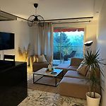 Beautiful Apt - 10Mn Walk From Beach