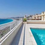 Le Royal, Spacious Seaside Apartment Rooftop And Pool