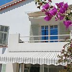 Dana Paradise House