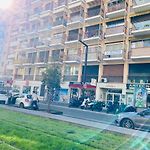 Magnifique Appartement 60M2 ,3 Pieces , Equipee,Tres Lumineux, 2 Minutes A Pied De La Plage
