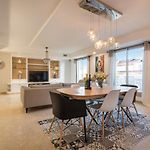 Chauvain Residence