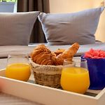 Beautiful Apartment , Beach 3 Min Walk , Free Parking, Near Negresco