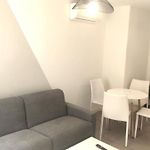 Baie des anges proche mer 102
