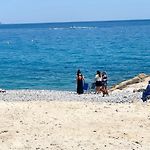 Studio A 100 M De La Plage Avec Clim Et Balcon