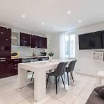 Grand Appartement- Le Port A/C