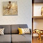 Nestor&Jeeves - Chill Lounge - City Center, Close Sea