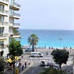Une atypique et merveilleuse Petite maison en plein cœur de Nice, à proximité de la mer et des plages