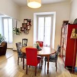 2P Central De Nice Avec Balcon