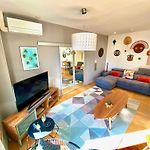 ApartHotel Riviera - DUPLEX DU VIEUX PORT - 4 pieces A C - Old Port Cote d\'Azur