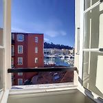 Nestor&Jeeves - Reve Bleu - View Port - Balcony