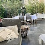 Superbe Appartement De 105 M2, Hyper Centre Avec Terrasse, Parking, A 5 Min De La Mer