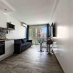 1 Min To Beach Bedroom Flat With 2 Ac And Parking In Summer