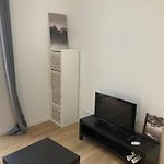 Port Nice: Very Nice 3 Rooms