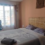 Chambre spacieuse et lumineuse chez l\'habitant