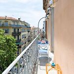 #27 Staywizus - Urban Suite Ac 2 Bedrooms 10Mins Walk Sea & Old Town