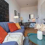 301A Charming 2 Rooms Refurbished Super Center
