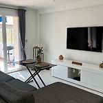 Chambre Double Dans Beau 3 Pieces Proche Du Centre Et Des Plages