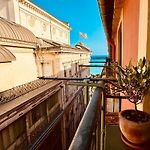 Superbe Duplex Entre Le Vieux Nice Et La Prom