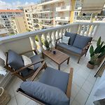 Elegant Apartment With Sea View And Swimming Pool