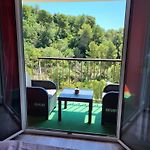 Private Room-2 In Hannana Apartment- 2 Min Walk To Tram 12 Min To Nice Train Station 15 Min To Massena Place