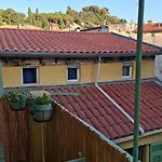 Historic Bright And Beautiful Apartment In Old Nice With Castle Hill View