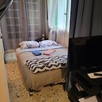 2 pieces pour 4 personnes proche tram